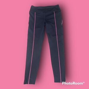 YEAR OF OURS NWOT Athletic Leggings w/Booty Flattering Contrast Piping